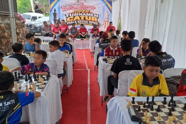 Doding Bidik Atlet Berprestasi, 165 Pecatur Ikuti Piala Ketua DPRD Trenggalek