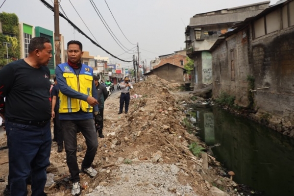 Tri Adhianto Susuri 9 Titik Infrastruktur Bekasi, Benahi Banjir dan Jalan Rusak 