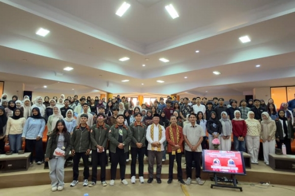 Mukhlis Basri Ajak Mahasiswa Jaga Independensi dan Idealisme Demokrasi