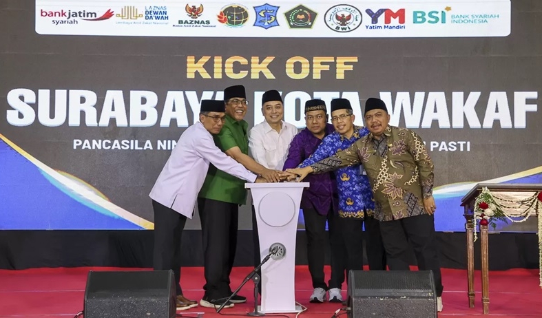 Eri Cahyadi Tegaskan Surabaya Kota Wakaf untuk Kesejahteraan Rakyat
