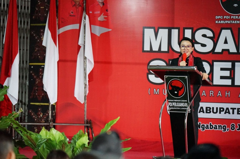 Musancab PDI Perjuangan Landak, Pesan Karolin: Badai Pasti Berlalu, Pelayanan Publik Tetap Nomor Satu