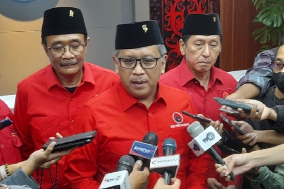 Hasto Ungkap Sejumlah Nama Capres 2024 yang Didukung Jokowi