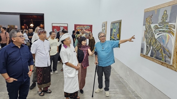 Tektokan Hasto dan Butet Kertaredjasa di Ubud Bali, Jalan Perjuangan Lewat Budaya Saat Jalan Politik Buram