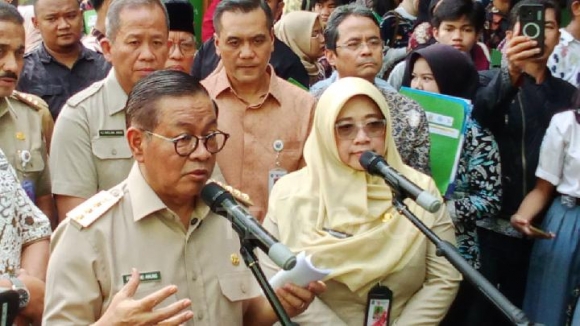 Pramono Anung Minta Proyek yang Mangkrak Ditertibkan