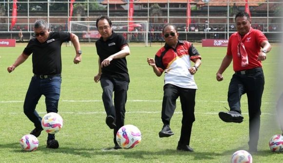 Prananda Prabowo Buka Liga Kampung Soekarno Cup II 2025 di Bali