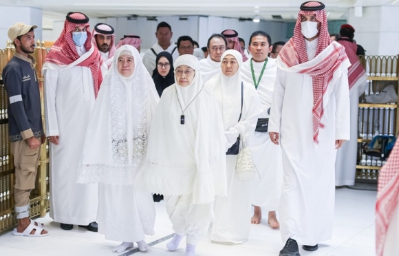 Doa Megawati saat Umrah: Bersyukur Nama Baik Bung Karno Telah Dipulihkan