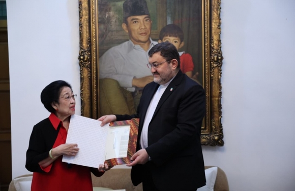 Megawati Soekarnoputri Kirim Surat Ucapan Selamat ke Pemimpin Tertinggi Iran Mojtaba Khamenei
