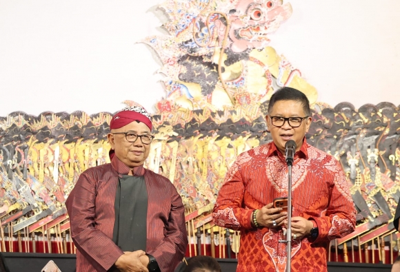 Eling lan Waspodo; Hasto Kristiyanto: Wayang Ajarkan Ksatria yang Rendah Hati, Tidak Takut Membela Kebenaran
