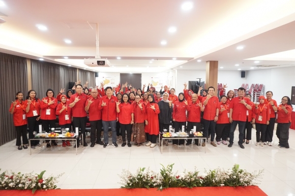Sambut Bulan Bung Karno, Chicha Koeswoyo Dorong Kader Perempuan PDI Perjuangan Jadi Motor Perubahan Akar Rumput
