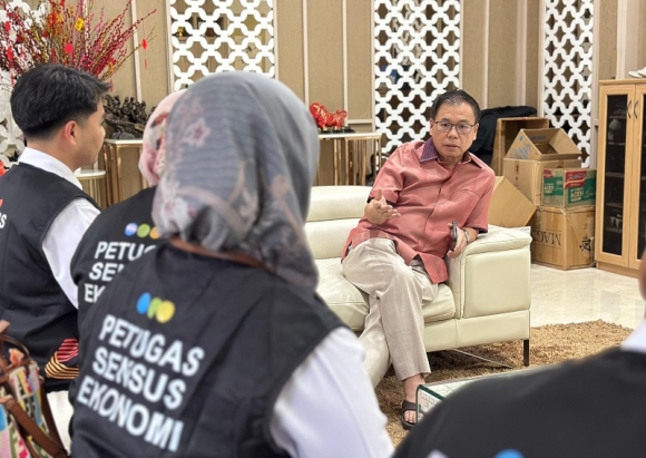 Sambut Petugas SE2026 di Kediamannya, Sofyan Tan Tegaskan Data Sensus Bukan untuk Pajak