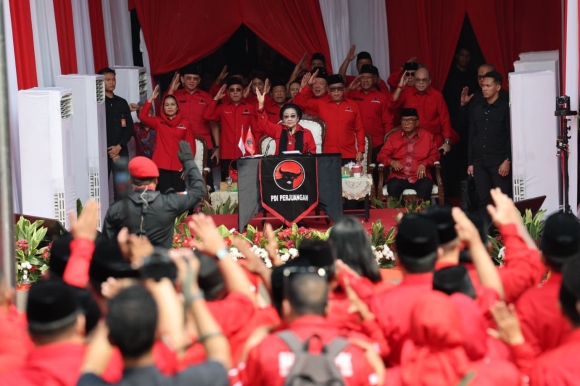 Tegas! Megawati Persilahkan Kader yang Tak Patuh Keluar dari PDI Perjuangan
