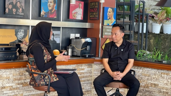 Denny Cagur Dorong Generasi Muda Jaga Persatuan Lewat Merah Muda Fest 2026
