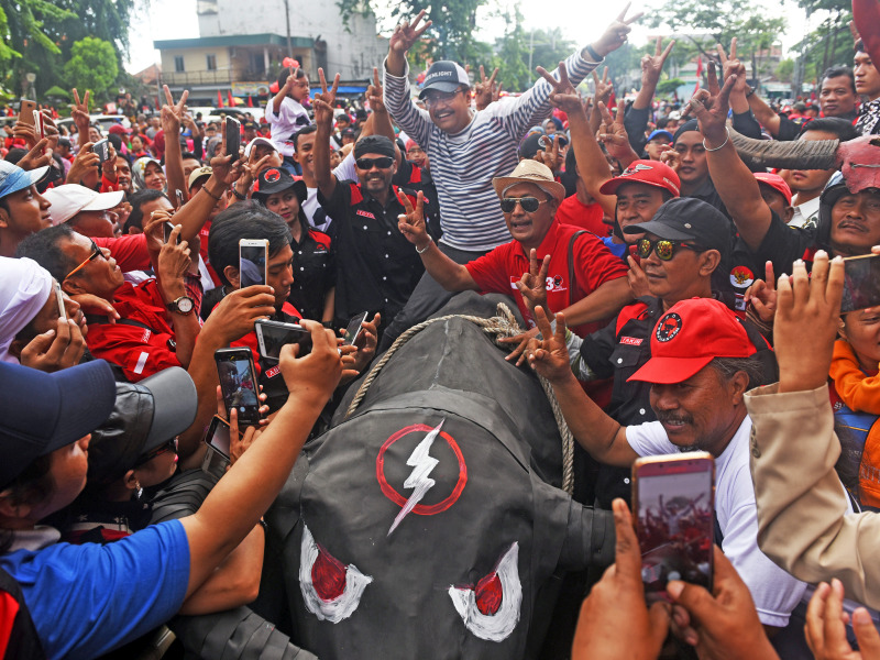 Gus Ipul-Mbak Puti Aplikasikan Nawacita Jokowi