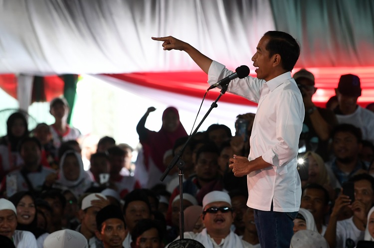 Sst, Yuk Intip Kesiapan Jokowi Jelang Debat
