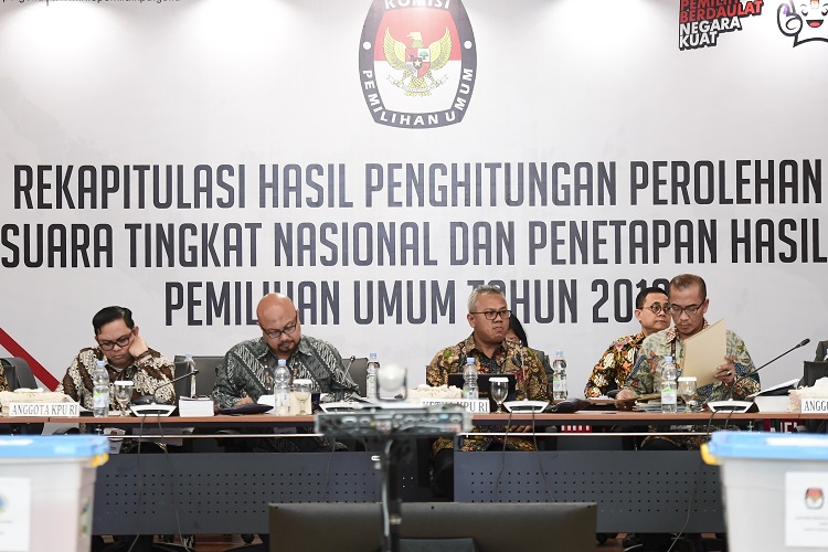 Situng KPU, Jokowi-Kiai Ma'ruf Unggul 13 Juta Suara