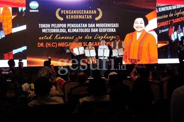 Megawati: Pendidikan Bencana Harus Masuk Kurikulum!