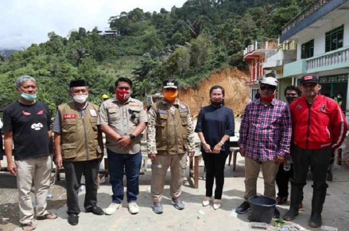 Sarce Minta PUPR Percepat Perbaikan Jalan Toraja-Palopo