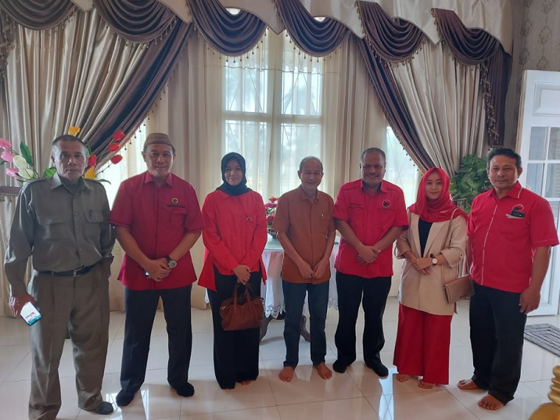 PDI Perjuangan Aceh Kunjungi Kediaman Bupati Tamiang