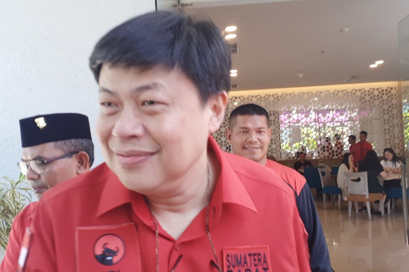 Banteng Sumbar Tegaskan Tetap Pilih Megawati Jadi Ketua Umum