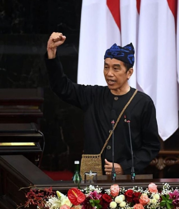 Jokowi Berbaju Adat Baduy, Irvansyah: Baduy Itu Bebas COVID