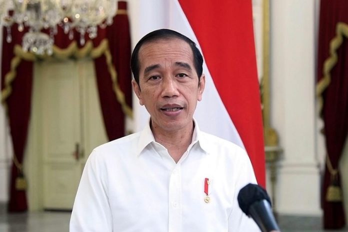 Presiden Jokowi Tegaskan UU Cipta Kerja Tetap Berlaku