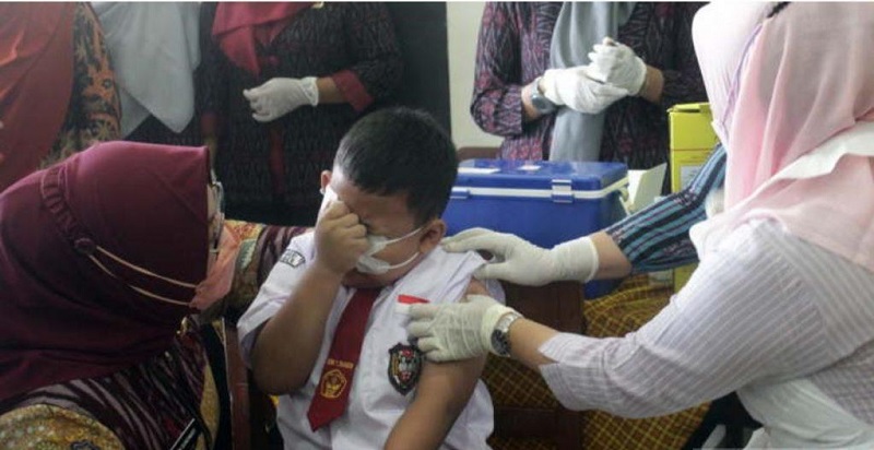 Bupati Yuni Gencarkan Imunisasi Siswa SD di Bumi Sukowati