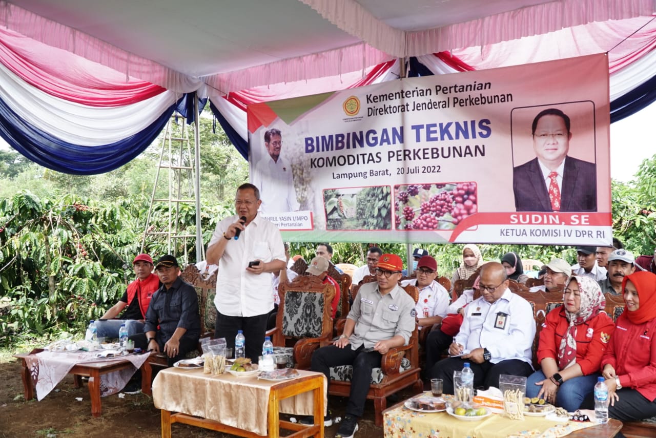 Sudin Gelar Bimtek Bagi Para Petani di Lampung Barat