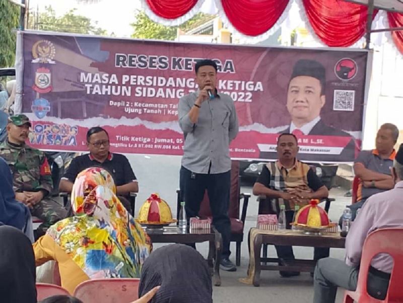 Warga Pongtiku Puji Kinerja Legislator Banteng 