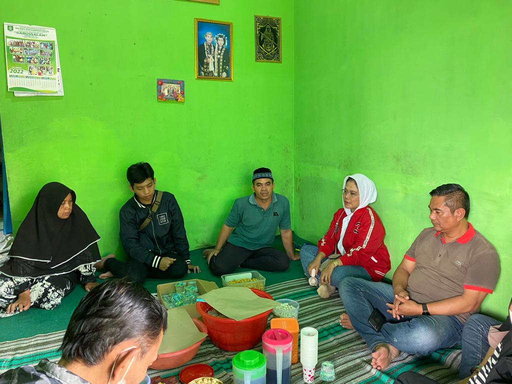 Untari Instruksikan Kader Banteng Dampingi Keluarga Korban