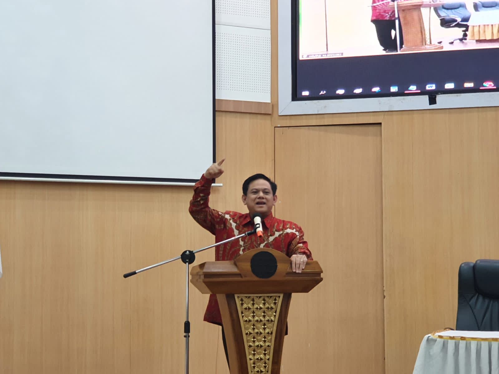 Abdy Tegaskan Kesetiaan Alumni GMNI Hanya ke Ajaran Sukarno!