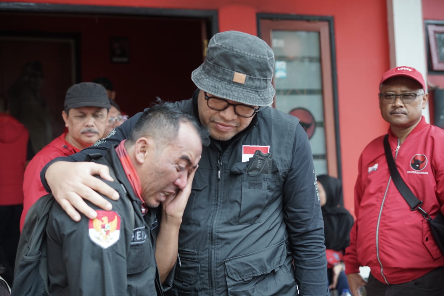 Banteng Jabar Kirim Sukarelawan & Bantuan ke Cianjur