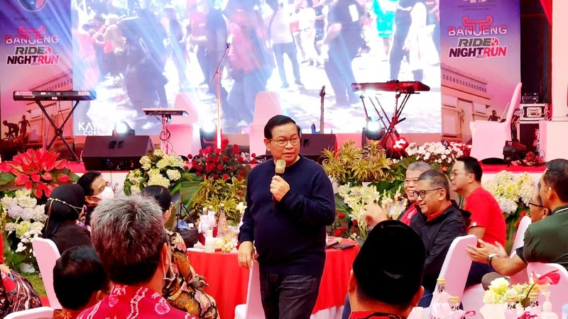 Sekjen Hasto & Pramono Makan Bersama Kepala Daerah-DPRD