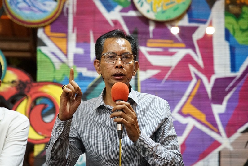 Ketua DPRD Surabaya Angkat Beasiswa Bagi Pelajar Tak Mampu  