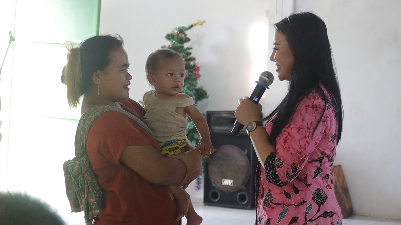 Karolin Dukung PPA Maranatha Menjalin Demi Kemajuan Anak-anak Landak