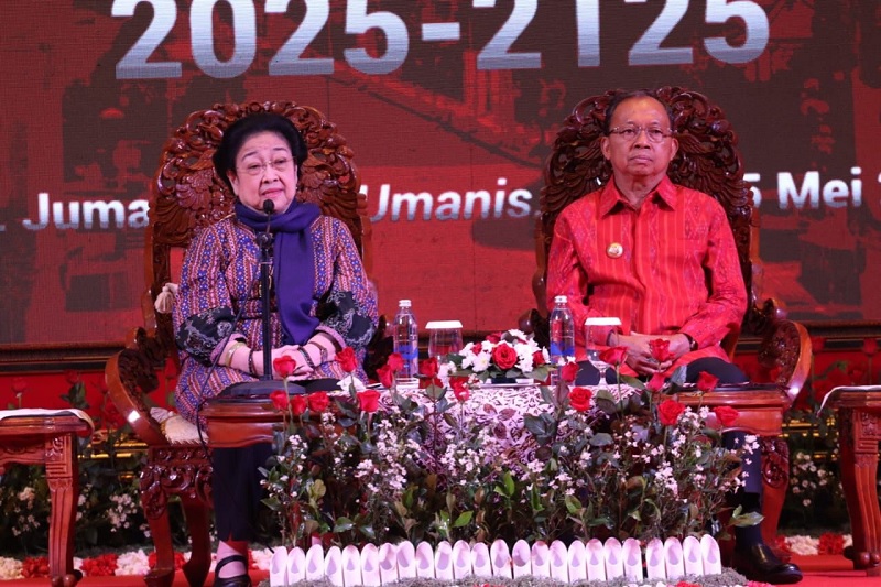 Megawati: Saya Dengar Ada Beberapa Partai Melobi Puan untuk Bertemu