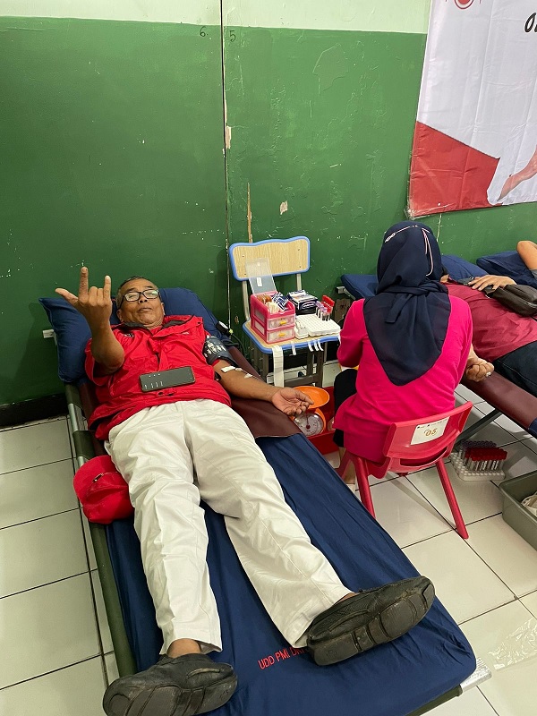 PDI Perjuangan Pasar Rebo Gelar Donor Darah, Total Pendonor 92 Orang