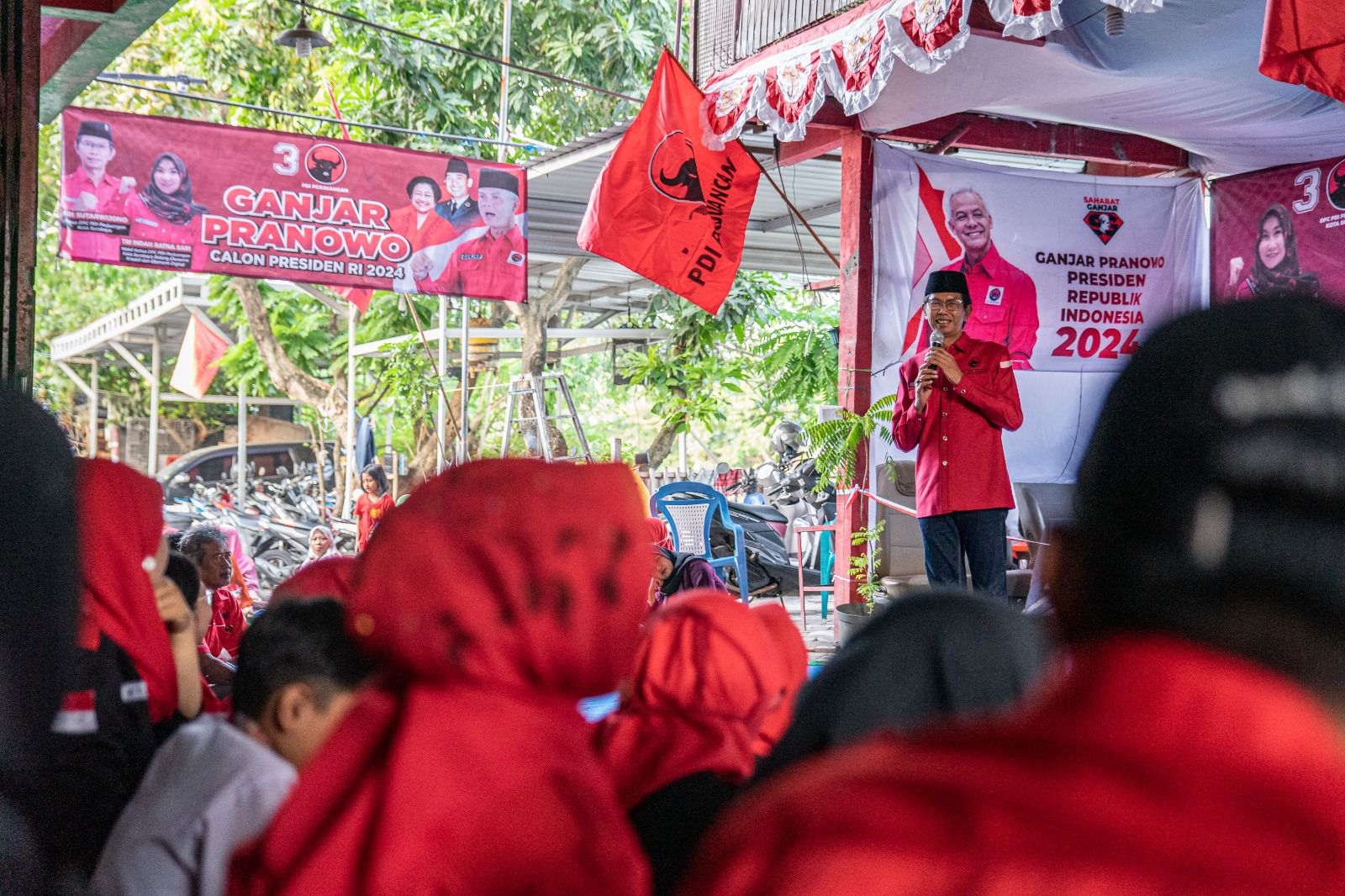 Banteng Surabaya Dirikan Posko Ganjar Presiden di Kampung-Kampung