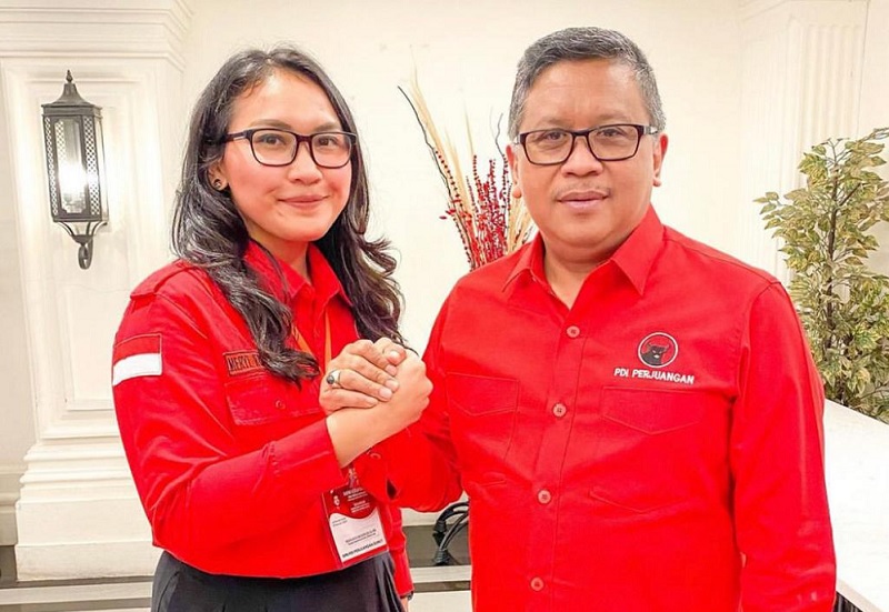 Meryl: Bapak Hasto Kristiyanto Selalu Dukung Anak-Anak Muda Terjun ke Dunia Politik
