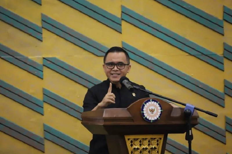 Menteri Anas Minta Asosiasi Pemkab Ciptakan Strategi Terbaik untuk Pengadaan Guru