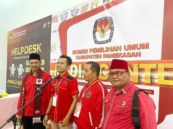 Dua Kader DPC PDI Perjuangan Pamekasan Siap Berjuang untuk Rakyat