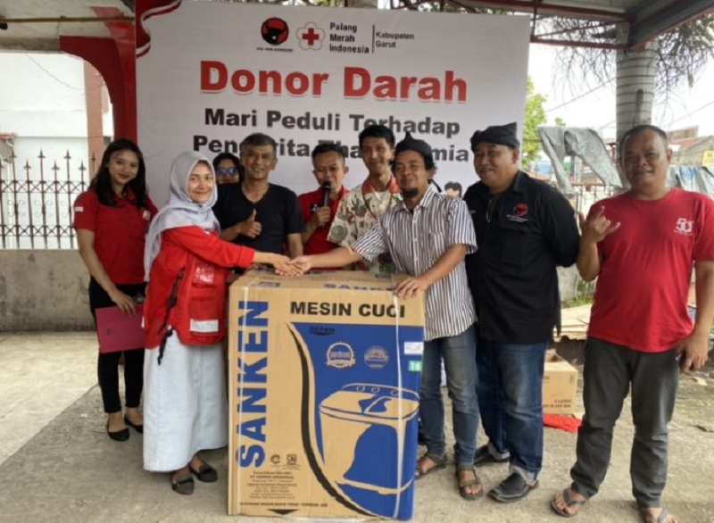 DPC PDI Perjuangan Garut Gelar Donor Darah Bantu Penderita Thalassemia