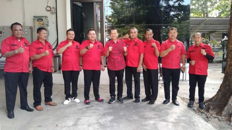 Jalani 'Fit and Proper' Tes Bacabup PDI Perjuangan, Masan dan Sam’ani Kompak Berangkat Bareng