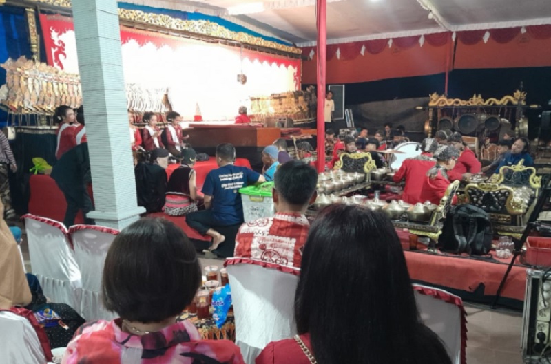 Sigit K. Yunianto Gelar Syukuran Halal Bi Halal dengan Pagelaran Wayang Kulit Semalam Suntuk 
