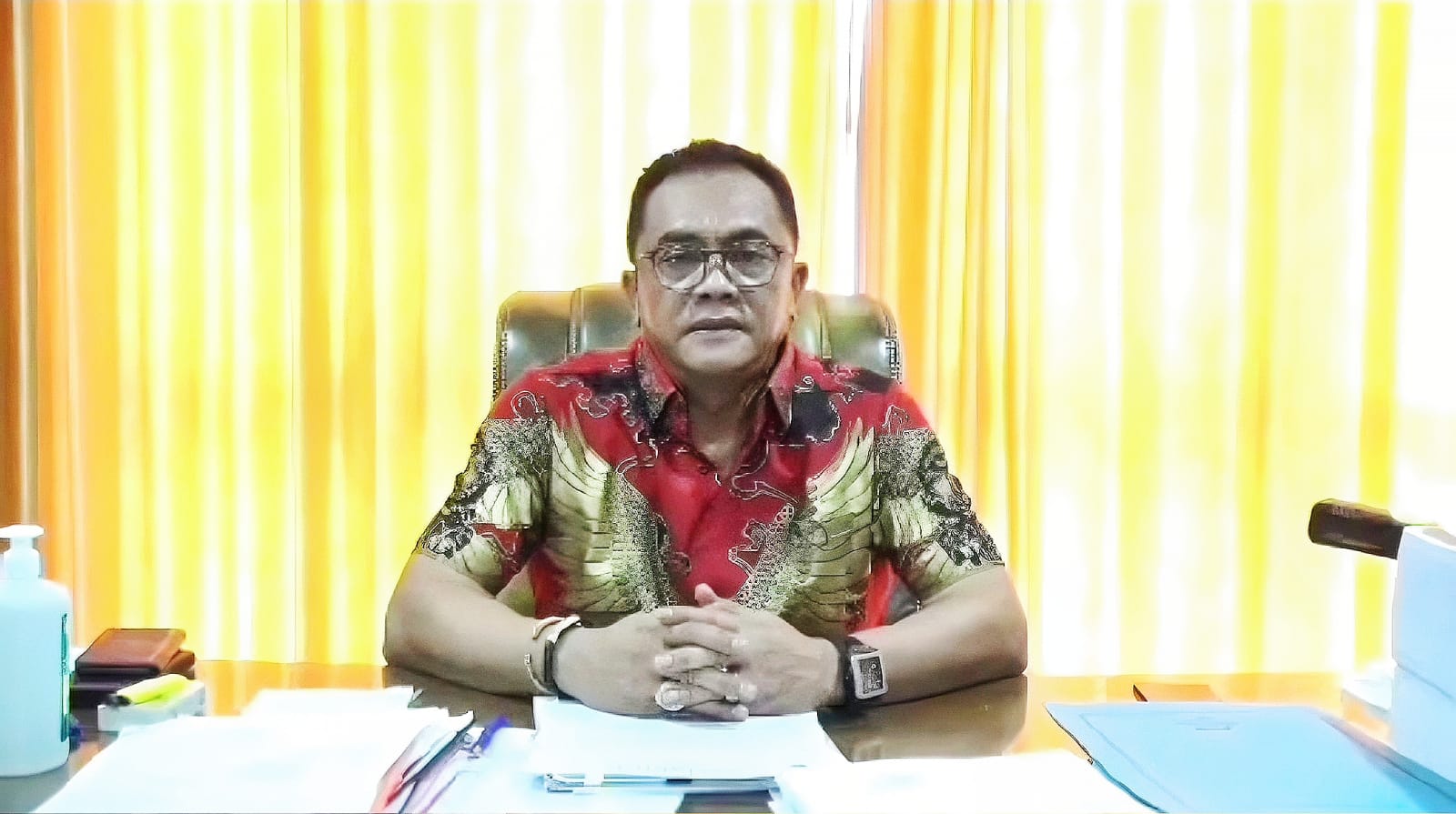 Sigit Karyawan Yunianto Purna Tugas dari Ketua ADEKSI