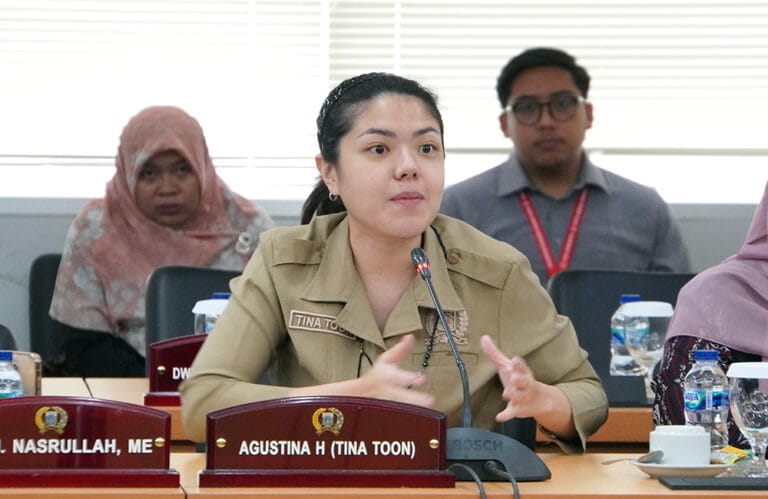 Tina Toon Harap Program Sekolah Gratis Bisa Tepat Sasaran 