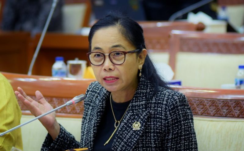 MY Esti Tegaskan Guru Merupakan Pelukis Masa Depan Bangsa