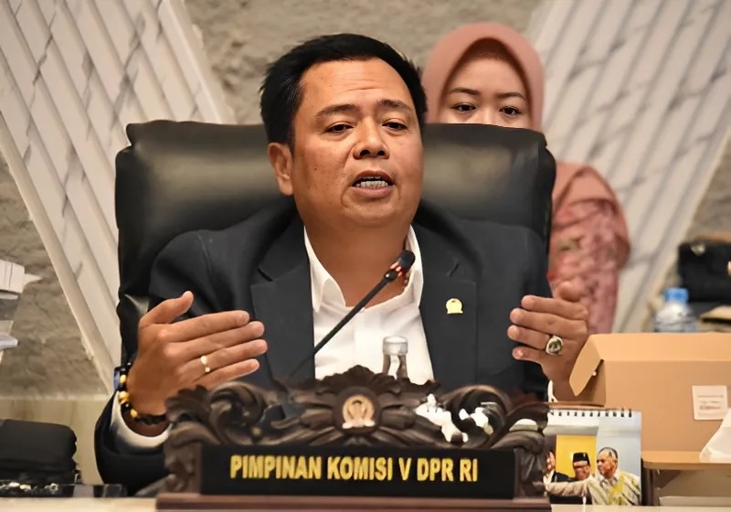 Lasarus Minta Basarnas Percepat dan Maksimalkan Pencarian Korban KMP Tunu Pratama Jaya