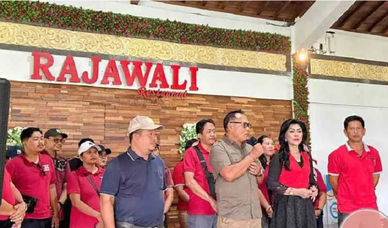 Adi Wiryatama Ingatkan Siswa Baru SMAN 2 Tabanan Jauhi Tawuran dan Hormati Catur Guru