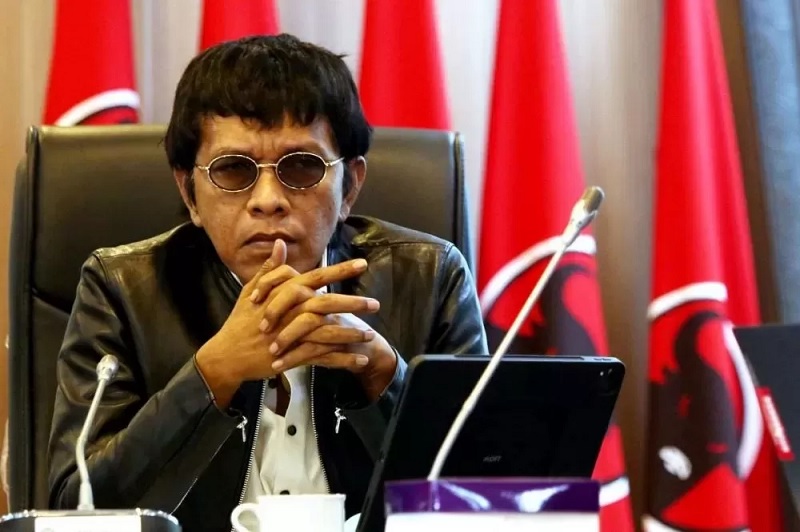 Adian Napitupulu: Pernyataan Rocky Gerung Soal 'Radikal Break' Usai 17 Agustus, Terbukti