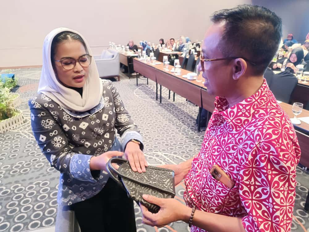 Gandeng BRIN, Puti Dorong UMKM Tanggulangin Naik Kelas